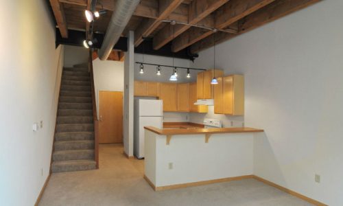 Riverview-Lofts-Kitchen2.jpeg