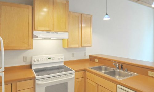 Riverview-Lofts-Kitchen3.jpeg